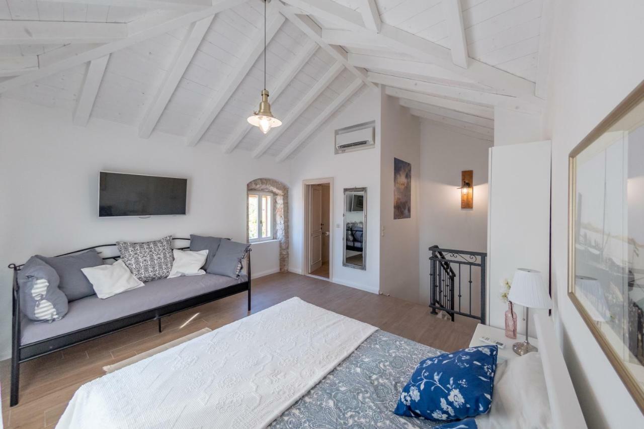 Villa Santa Eufemia Sutomiscica Extérieur photo